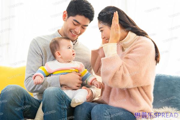 以助孕顾问专业人设风格-用第一人称描写-采用朋友式的深度情感白描-150字